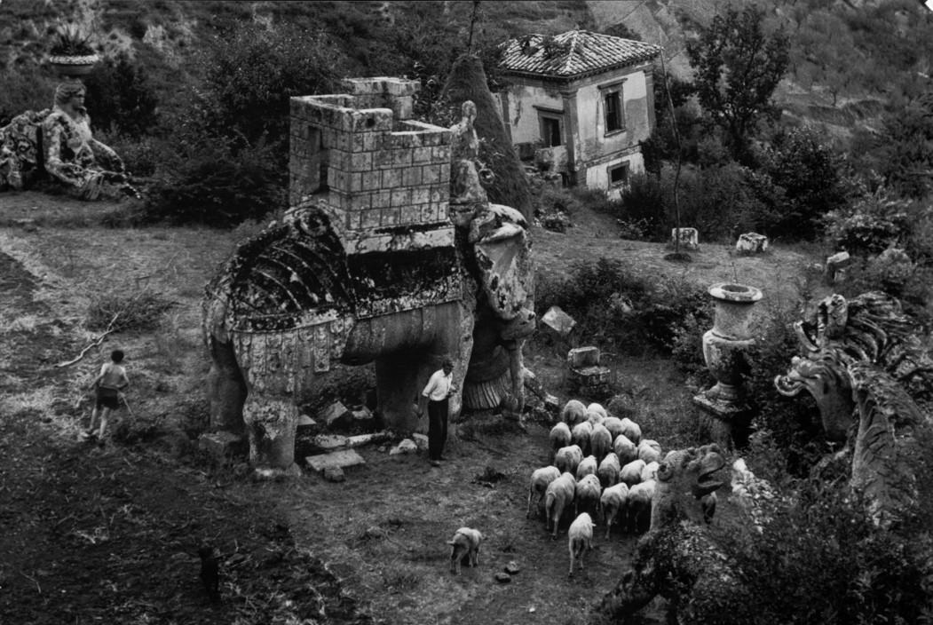 ITALY. Bomarzo. Park of the Palazzo Orsini. 1952. A-IT-BOM-002